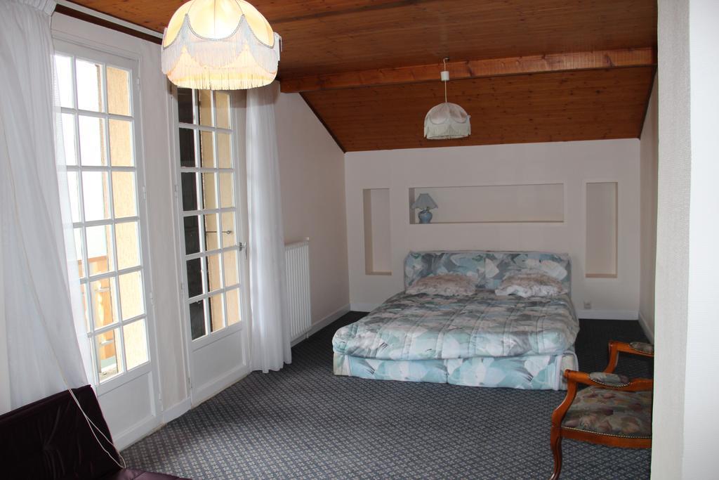 Holiday Home Maison De La Litiere Pugny-Chatenod 객실 사진