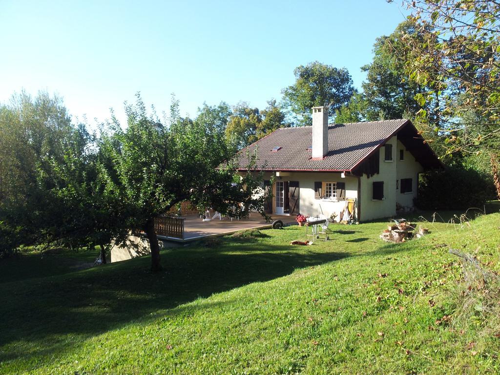 Holiday Home Maison De La Litiere Pugny-Chatenod 객실 사진
